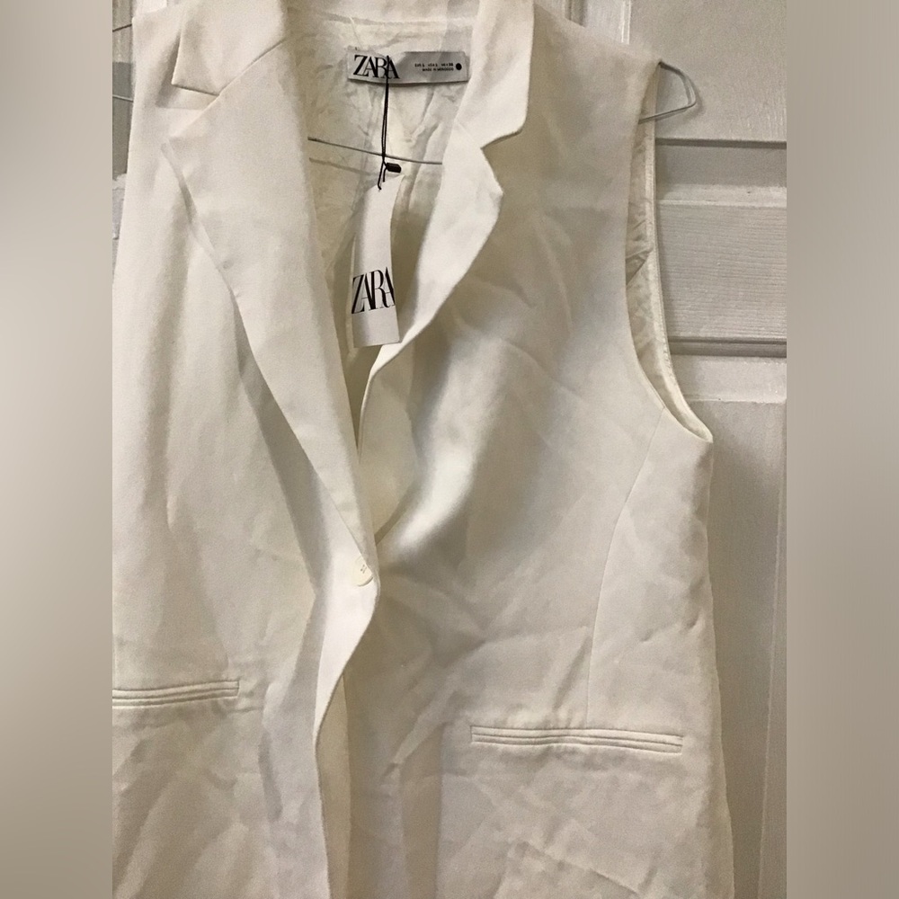 Zara Ivory Sleeveless Vest